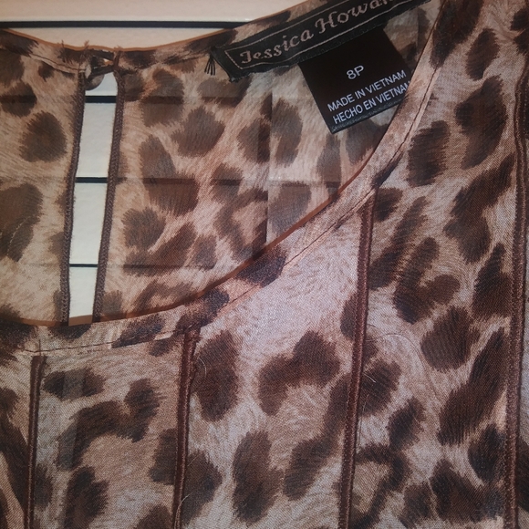 Women's Dress - Picture 6 of 6